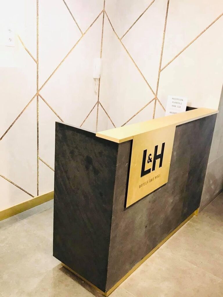 Proyecto - Recepcion del Hotel L&H